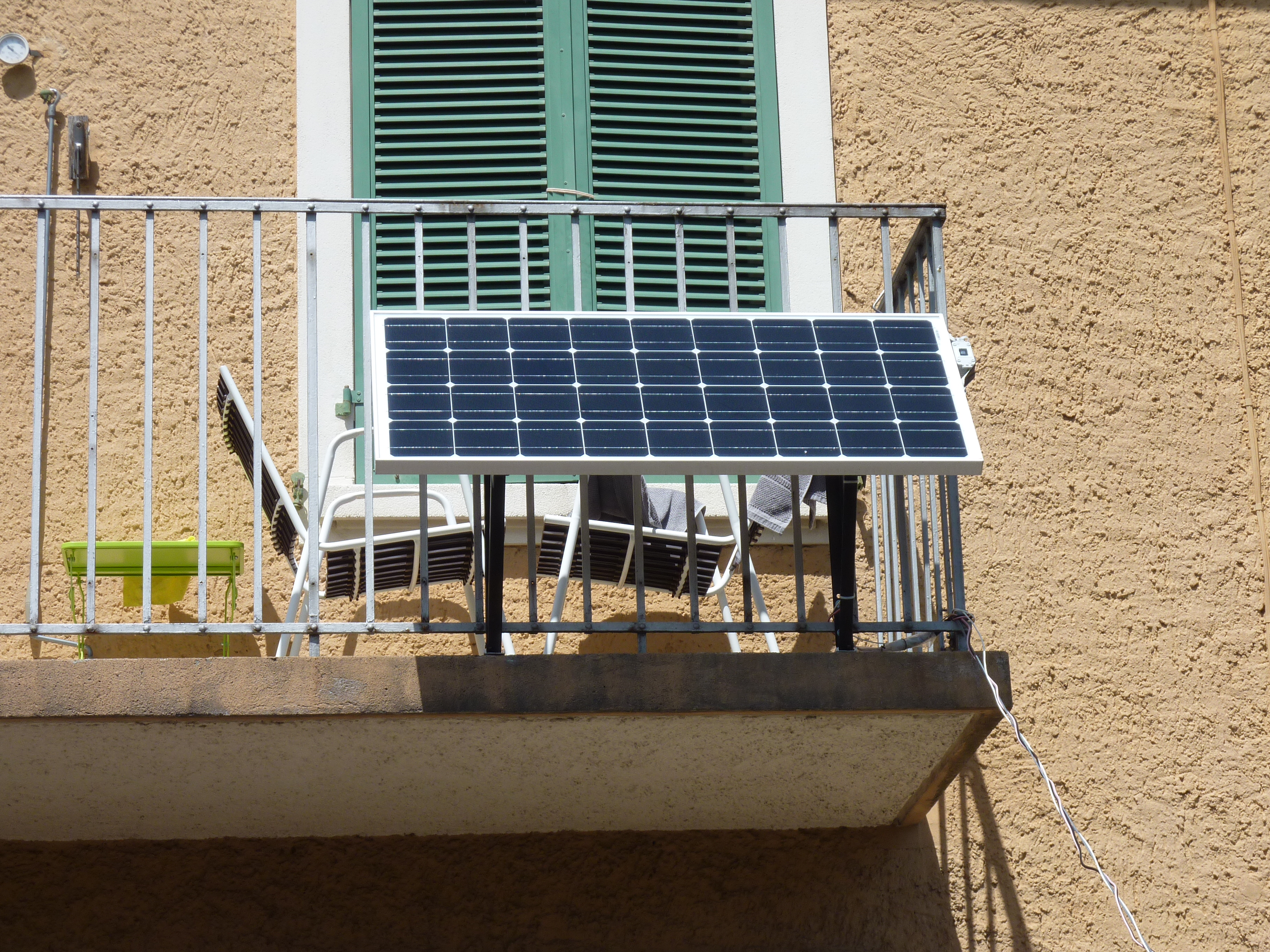 Solar panel